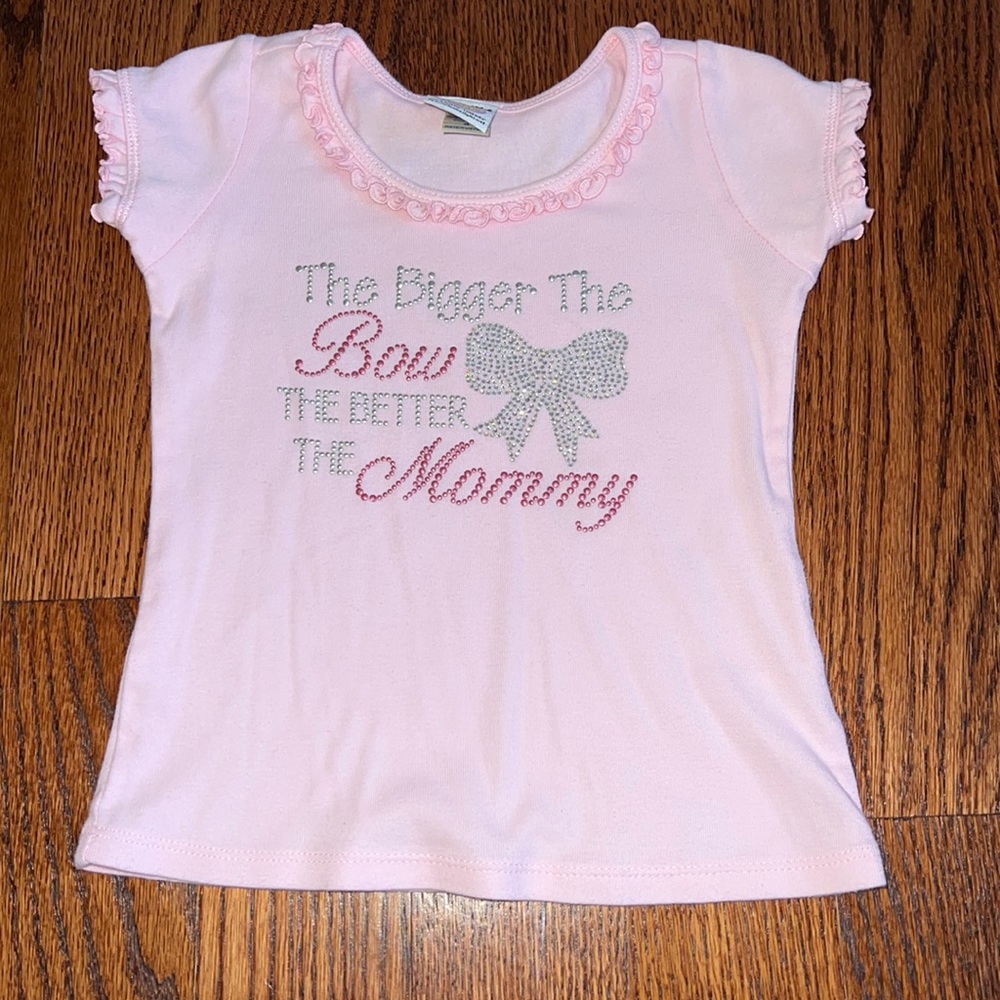 Boutique girls shirt - “the bigger the bow the better the mommy” size 4